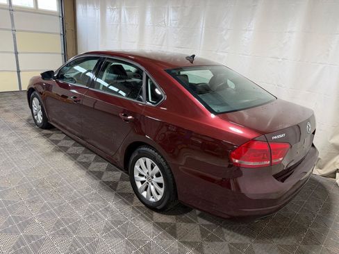 Used 2014 Volkswagen Passat 2.5 S FWD image 4