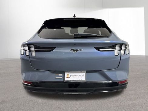 Used 2023 Ford Mustang Mach-E Premium image 31
