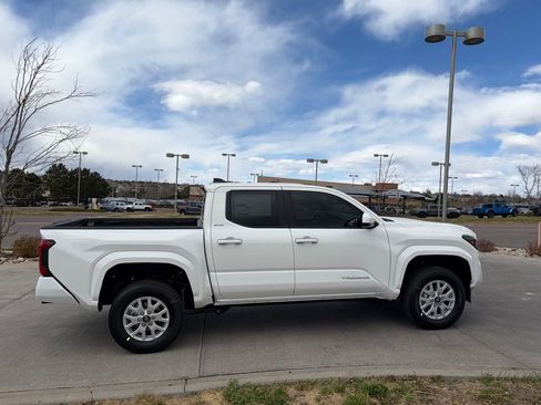 New 2026 Toyota Tacoma TRD Off-Road AWD/4WD image 8
