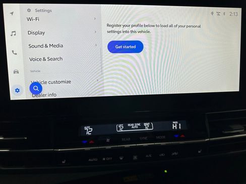 Used 2025 Toyota Sienna XLE image 38