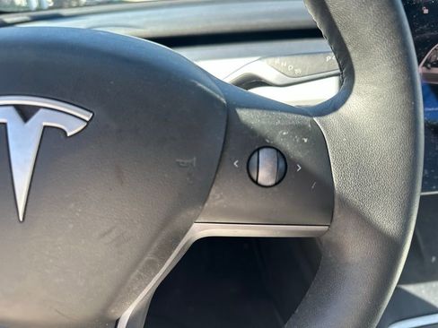 Used 2021 Tesla Model 3 Standard Range Plus image 29