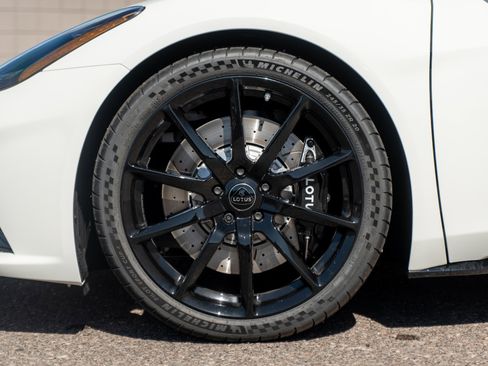New 2026 Lotus Emira SE RWD image 28