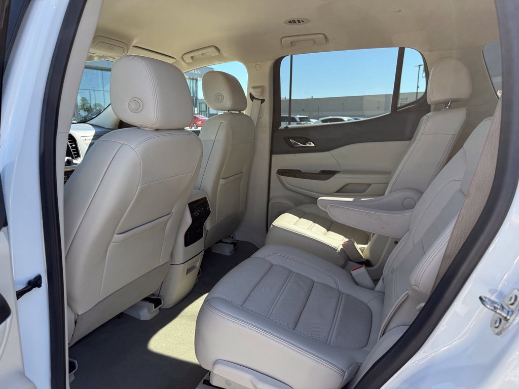 Used 2023 GMC Acadia Denali AWD/4WD image 18