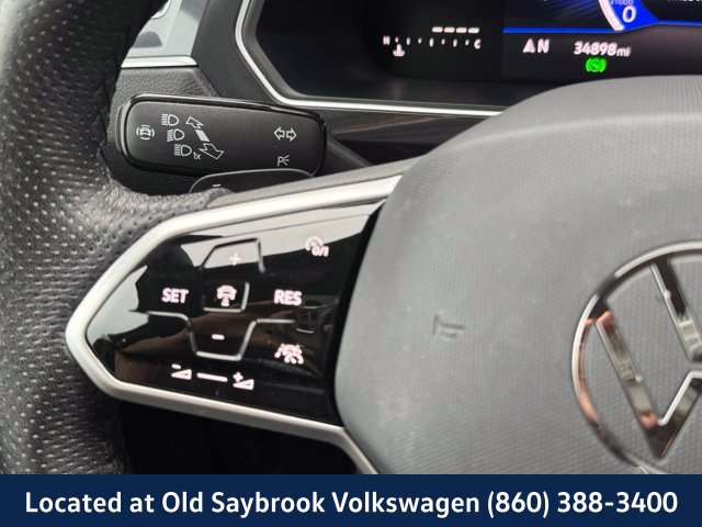Certified 2024 Volkswagen Tiguan SE R-Line AWD/4WD image 43