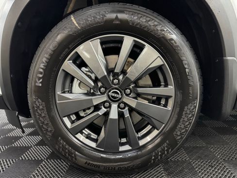 New 2026 Nissan Pathfinder SV AWD/4WD image 8