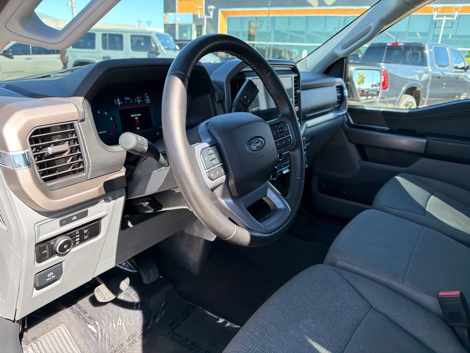 Used 2025 Ford F150 XLT w/ Equipment Group 301A Standard AWD/4WD image 10