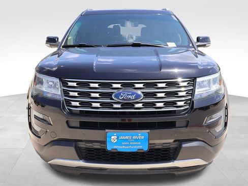 Used 2016 Ford Explorer XLT w/ Equipment Group 202A AWD/4WD image 7