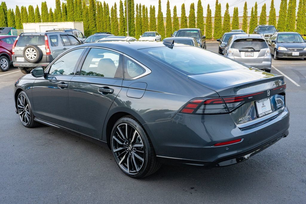 Certified 2023 Honda Accord Touring image 10