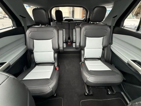 Certified 2023 Ford Explorer XLT w/ Equipment Group 202A image 26