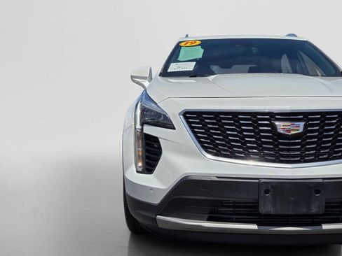 Used 2019 Cadillac XT4 Premium Luxury w/ Driver Assist Package AWD/4WD image 10