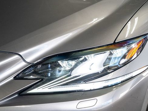 Used 2019 Lexus LS 500 F Sport image 13