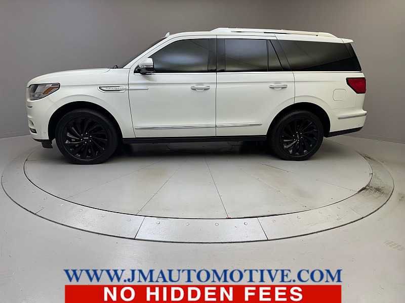 Used 2021 Lincoln Navigator Reserve AWD/4WD image 2