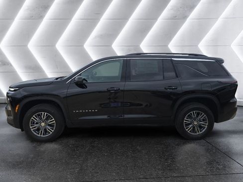 New 2026 Chevrolet Traverse LT w/ Enhanced Driving Package FWD image 8