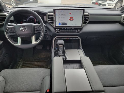 Used 2025 Toyota Sequoia Limited AWD/4WD image 9