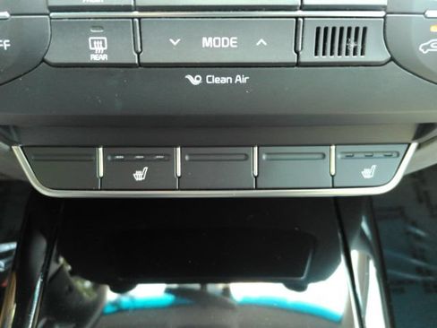 Used 2016 Kia Sorento SX AWD/4WD image 52