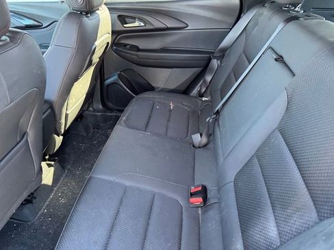 Used 2023 Chevrolet TrailBlazer RS w/ Convenience Package image 14