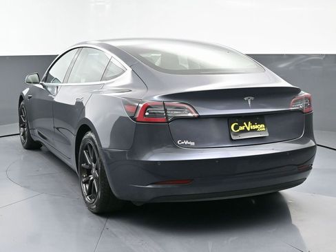 Used 2020 Tesla Model 3 Standard Range Plus image 6