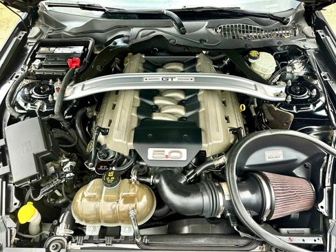 Used 2017 Ford Mustang GT w/ GT Performance Package RWD image 31