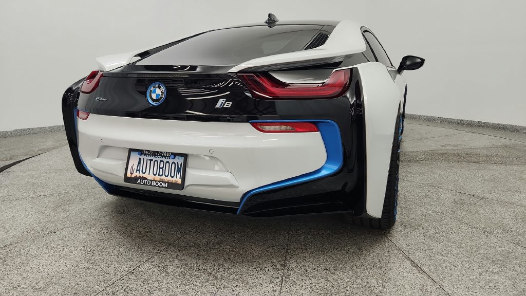 Used 2015 BMW i8 AWD/4WD image 35