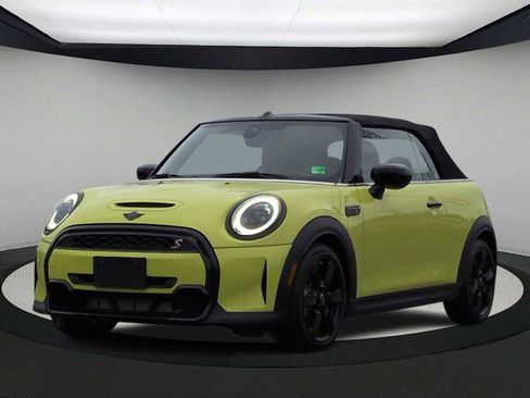 Certified 2024 MINI Cooper S image 4