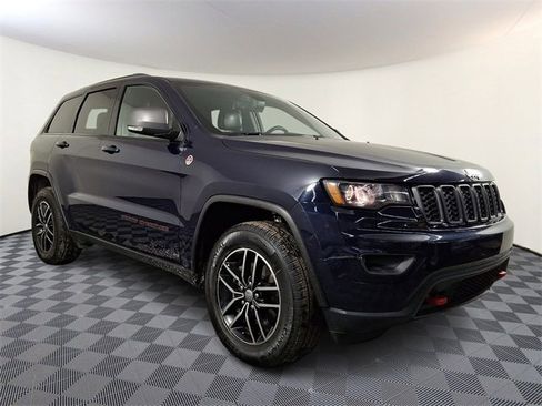 Used 2018 Jeep Grand Cherokee Trailhawk image 1