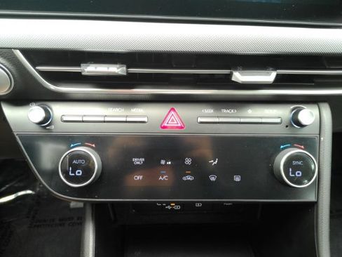 Used 2026 Hyundai Sonata Blue FWD image 41