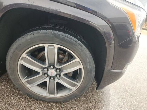 Used 2018 GMC Acadia Denali w/ Technology Package AWD/4WD image 6