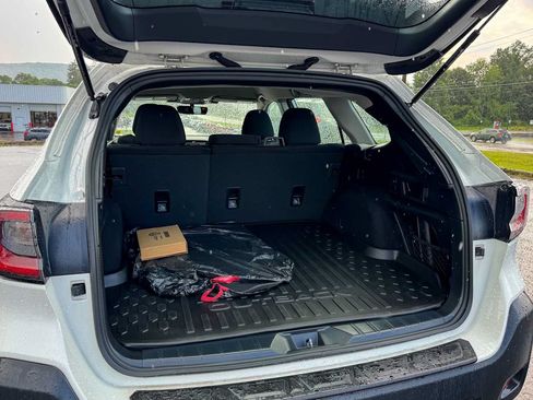 Certified 2024 Subaru Outback AWD/4WD image 12