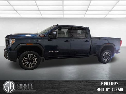 Used 2021 GMC Sierra 2500 AT4 w/ AT4 Premium Plus Package AWD/4WD image 2
