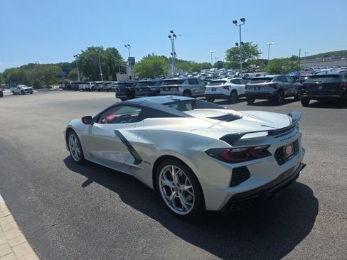 Used 2023 Chevrolet Corvette Stingray Premium Conv w/ Z51 Performance Package RWD image 6