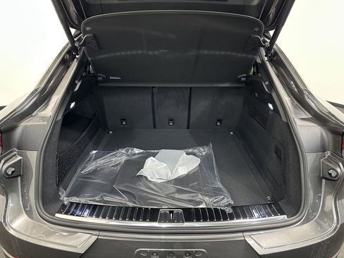 New 2026 Porsche Cayenne Coupe AWD/4WD image 38
