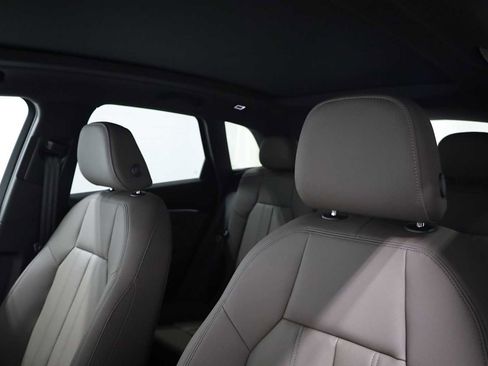 New 2025 Audi Q5 Premium Plus image 17