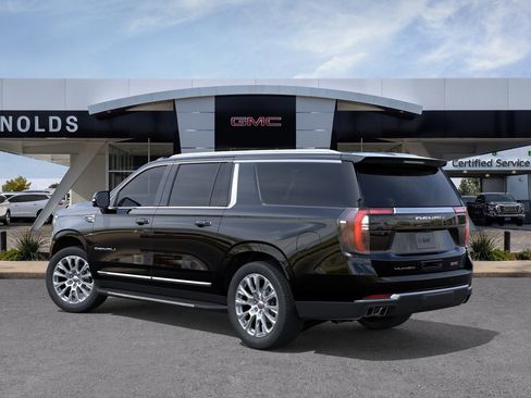 New 2026 GMC Yukon XL Denali w/ Advanced Technology Package AWD/4WD image 3