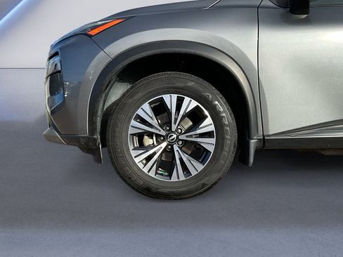 Used 2023 Nissan Rogue SV image 14