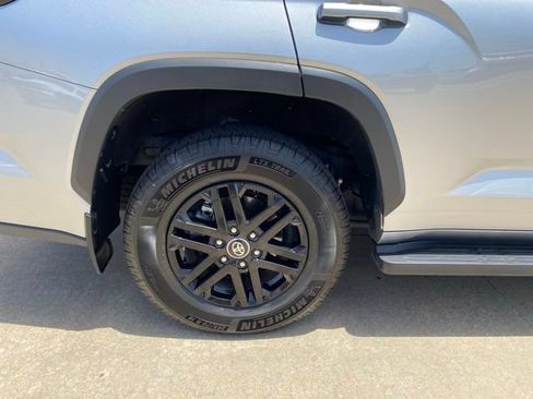 Certified 2025 Toyota Sequoia 4WD image 24