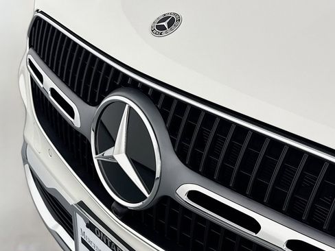 New 2026 Mercedes-Benz GLC 300 image 12