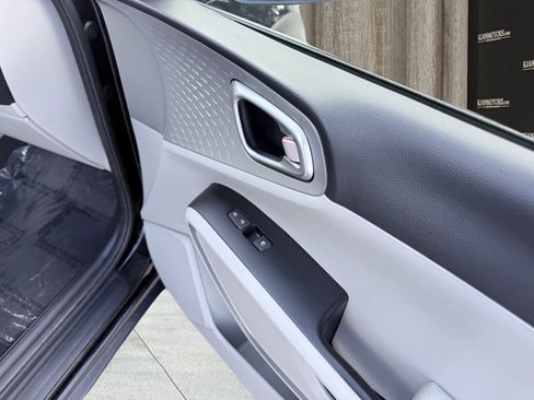 Used 2022 Kia Soul LX w/ Technology Package image 42