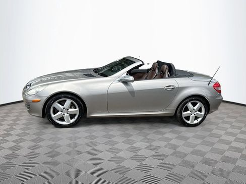 Used 2005 Mercedes-Benz SLK 350 image 9
