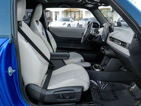 Used 2025 MINI Cooper S image 42