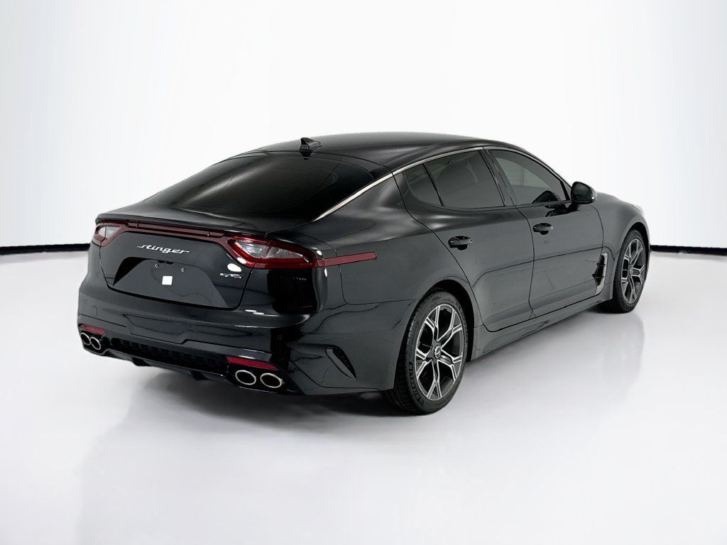 Used 2020 Kia Stinger GT-Line RWD image 5