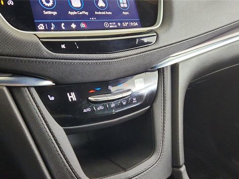 Used 2023 Cadillac XT5 Luxury image 33