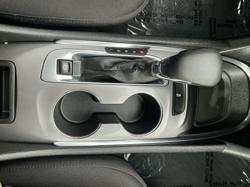 Used 2023 Chevrolet Malibu LT image 17