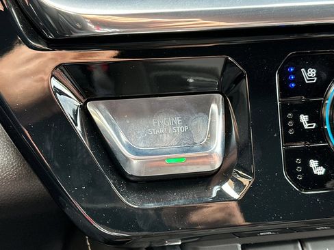 Certified 2025 GMC Sierra 2500 Denali Ultimate AWD/4WD image 23