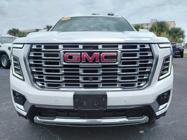 Used 2025 GMC Yukon Denali AWD/4WD image 10