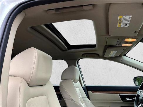 Used 2017 Honda CR-V EX-L image 16