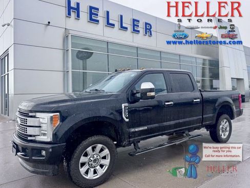 Used 2019 Ford F350 Platinum w/ Platinum Ultimate Package AWD/4WD image 1