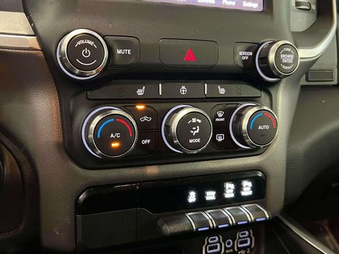 Used 2020 RAM 1500 Big Horn AWD/4WD image 29