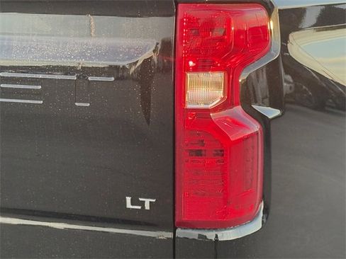 New 2026 Chevrolet Silverado 1500 LT w/ Z71 Off-Road Package image 7