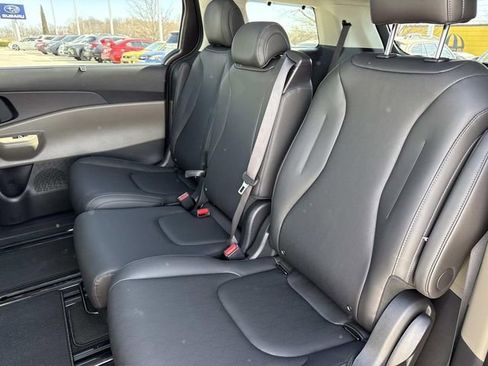 New 2026 Kia Carnival SX FWD image 15