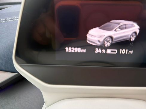 Certified 2023 Volkswagen ID.4 Pro S Plus image 19